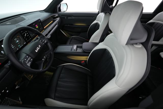 2024 Kia EV9 — photo 3 of 22