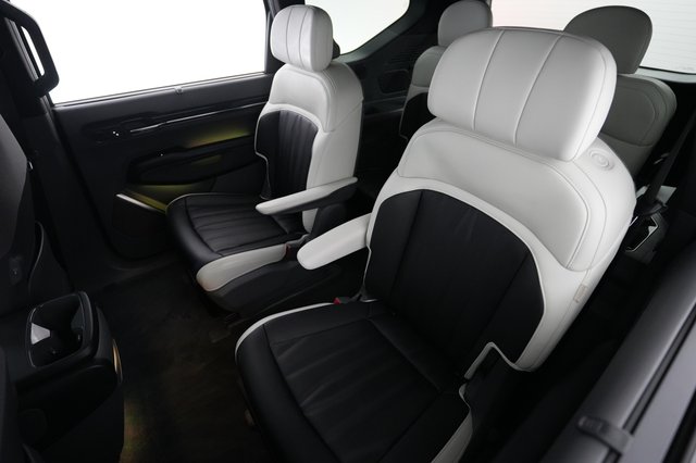 2024 Kia EV9 — photo 19 of 22
