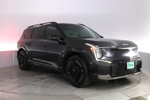 2024 Kia EV9 — photo 10 of 22