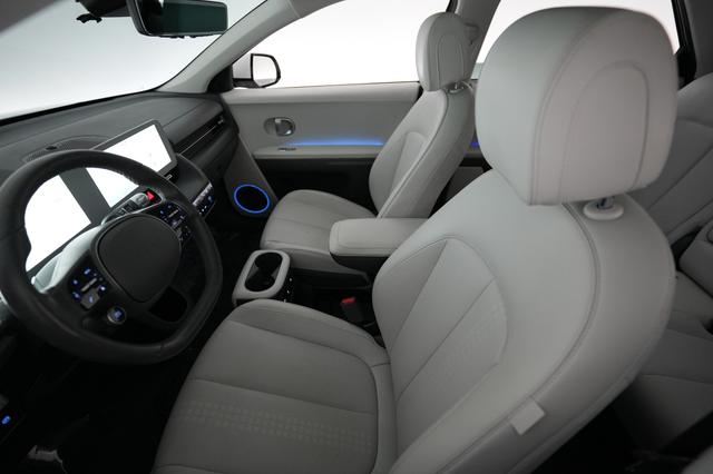 2024 Hyundai IONIQ 5 — photo 3 of 23