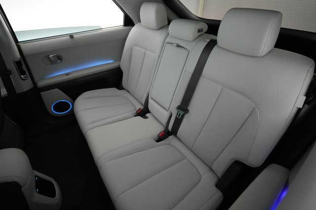 2024 Hyundai IONIQ 5 — photo 18 of 23