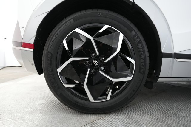 2024 Hyundai IONIQ 5 — photo 15 of 23