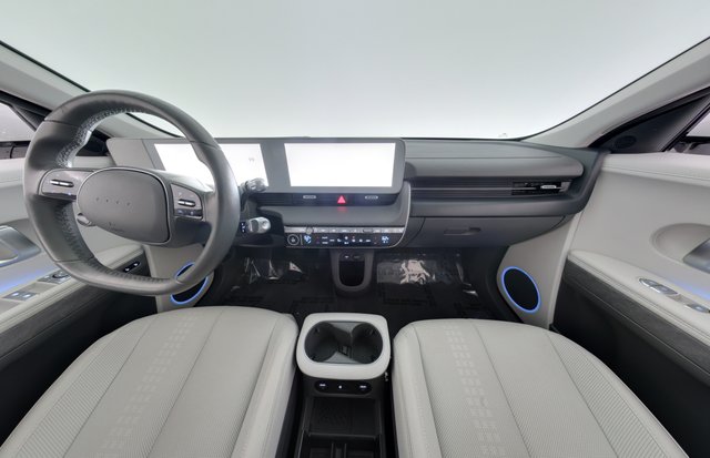 2024 Hyundai IONIQ 5 — photo 21 of 23