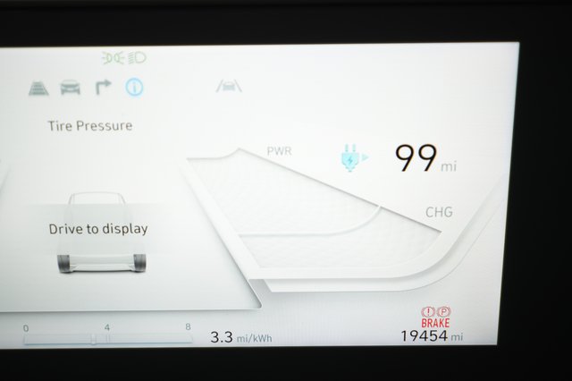 2024 Hyundai IONIQ 5 — photo 5 of 23
