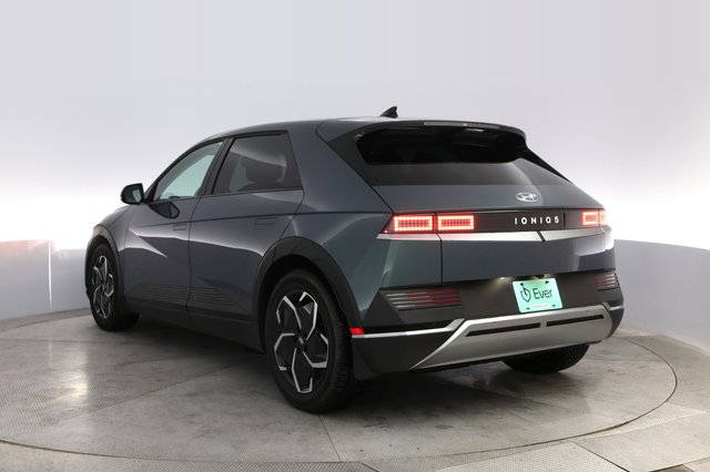 2024 Hyundai IONIQ 5 — photo 13 of 20
