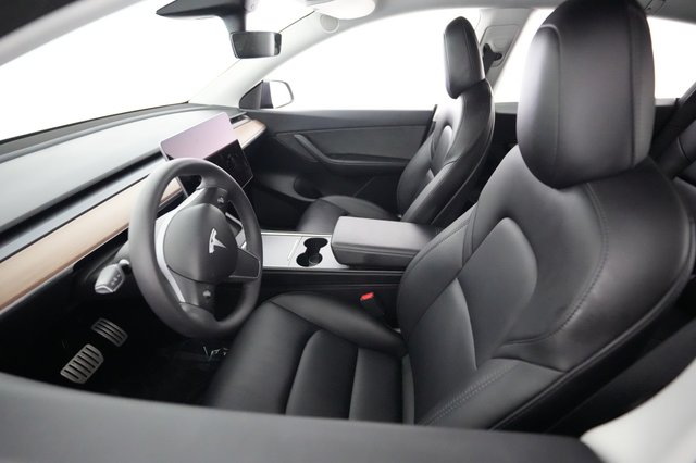 2022 Tesla Model Y — photo 3 of 21