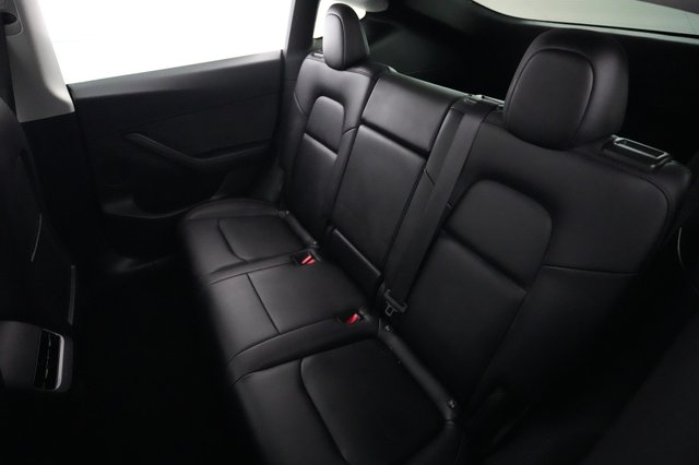 2022 Tesla Model Y — photo 19 of 21