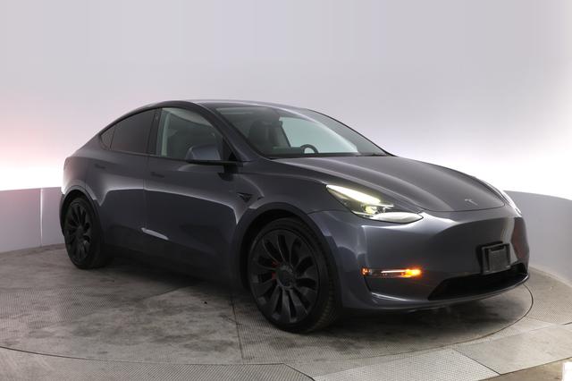 2022 Tesla Model Y — photo 10 of 21