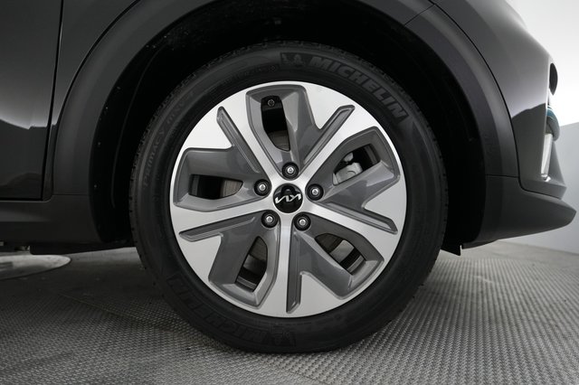 2022 Kia Niro EV — photo 7 of 21
