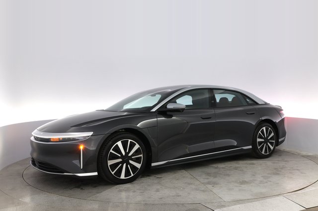 2023 Lucid Air — photo 14 of 21