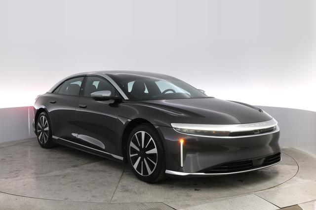 2023 Lucid Air — photo 10 of 21
