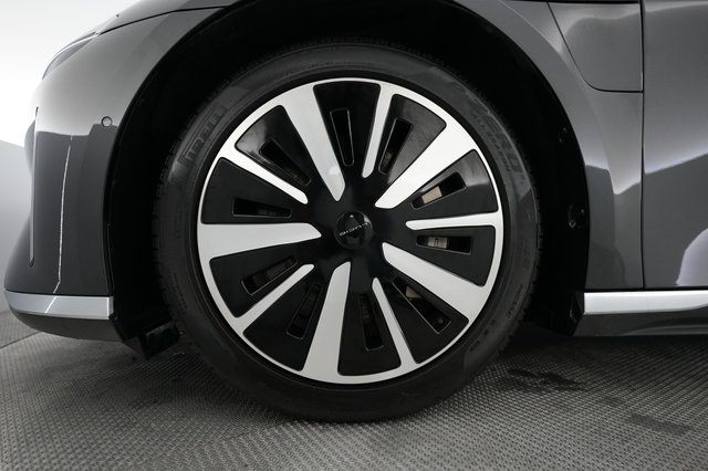 2023 Lucid Air — photo 17 of 21