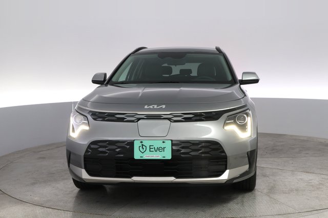 2023 Kia Niro EV — photo 9 of 20