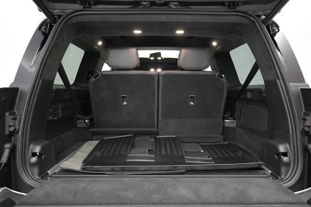 2023 Rivian R1S — photo 6 of 21