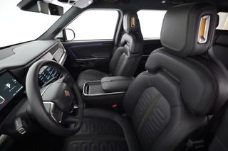 2023 Rivian R1S — photo 3 of 21