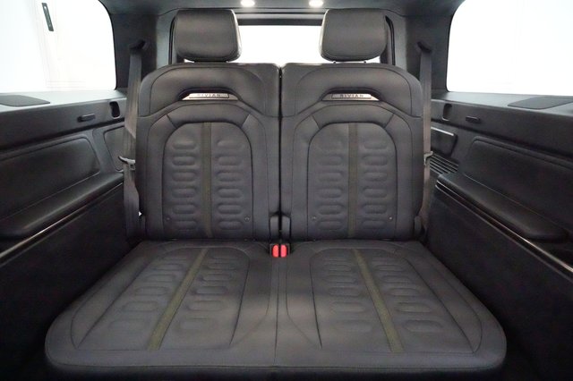 2023 Rivian R1S — photo 20 of 21
