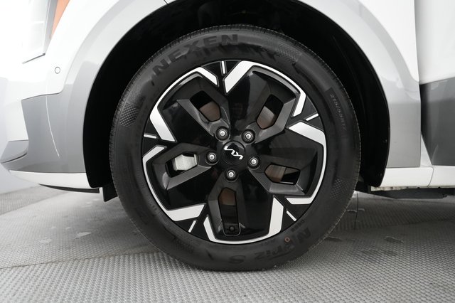 2023 Kia Niro EV — photo 15 of 20