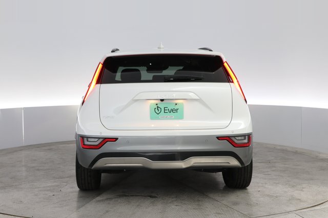 2023 Kia Niro EV — photo 12 of 20