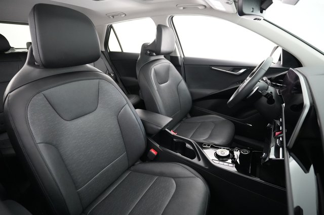 2023 Kia Niro EV — photo 18 of 20