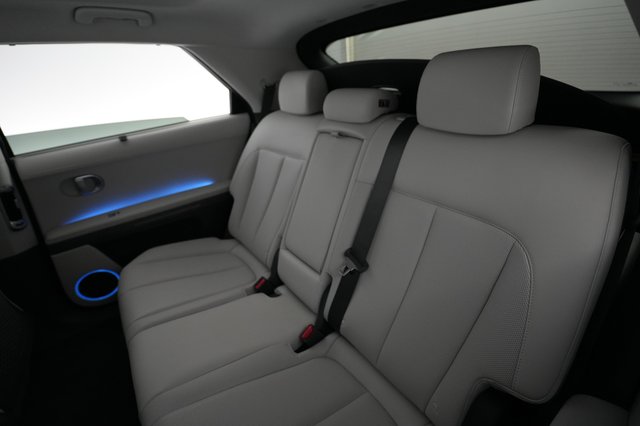 2023 Hyundai IONIQ 5 — photo 18 of 22