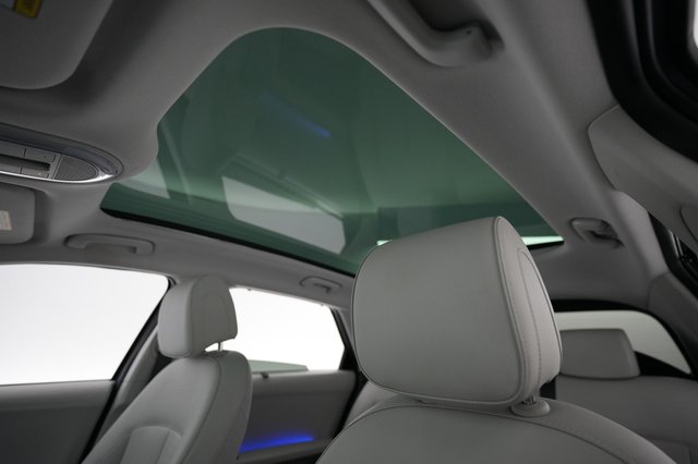 2023 Hyundai IONIQ 5 — photo 20 of 22