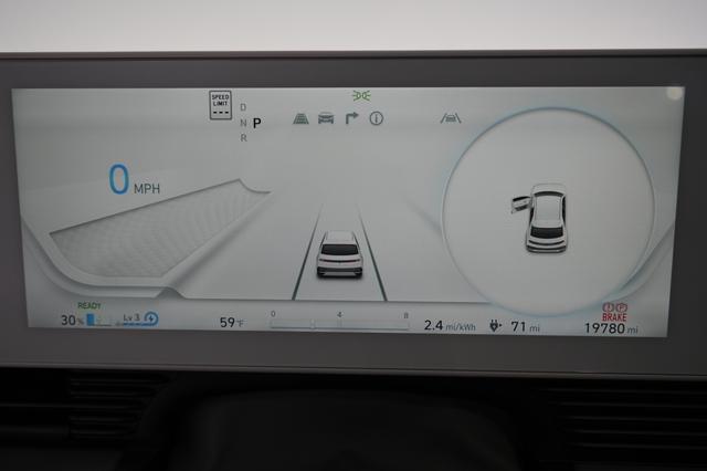 2023 Hyundai IONIQ 5 — photo 5 of 22
