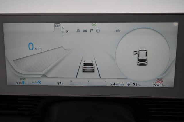 2023 Hyundai IONIQ 5 — photo 5 of 22