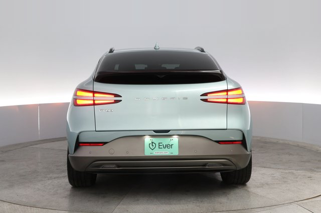 2023 Genesis GV60 — photo 12 of 20