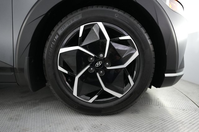 2023 Hyundai IONIQ 5 — photo 16 of 21