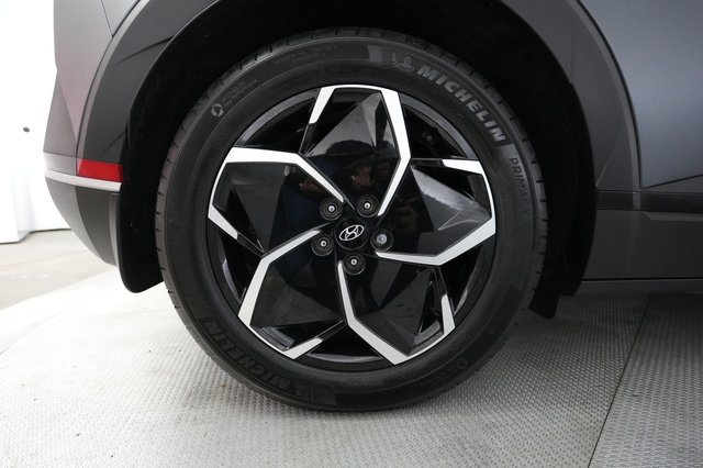 2023 Hyundai IONIQ 5 — photo 15 of 21