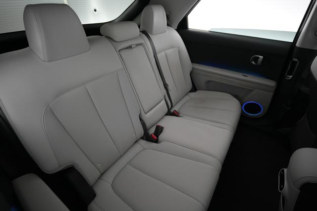 2023 Hyundai IONIQ 5 — photo 4 of 21