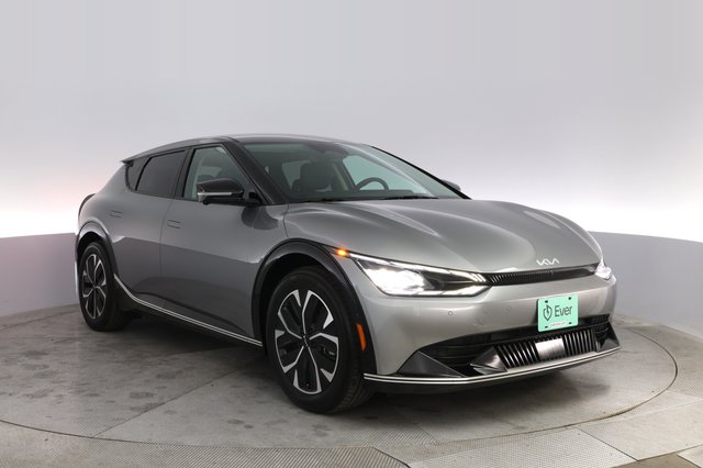 2023 Kia EV6 — photo 10 of 21