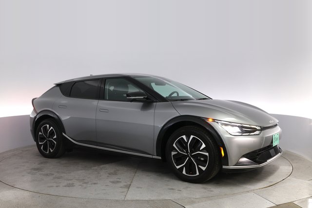 2023 Kia EV6 — photo 11 of 21