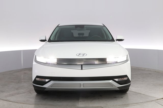 2024 Hyundai IONIQ 5 — photo 9 of 20
