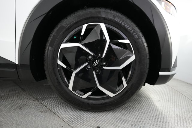 2024 Hyundai IONIQ 5 — photo 16 of 20