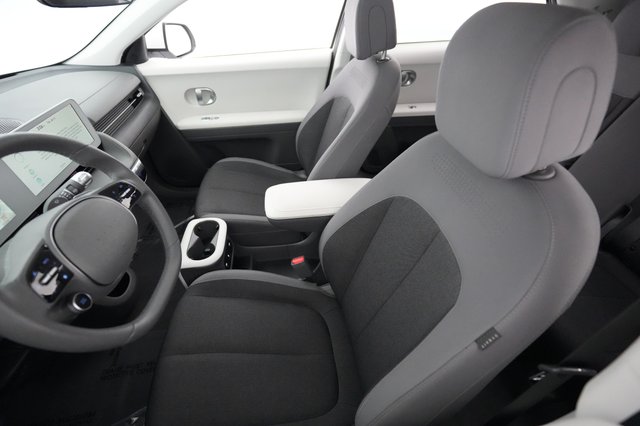 2024 Hyundai IONIQ 5 — photo 3 of 20