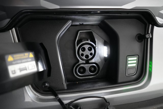 2024 Kia Niro EV — photo 8 of 20