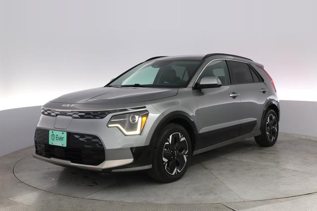 2024 Kia Niro EV — VIN KNDCR3L15R5104945