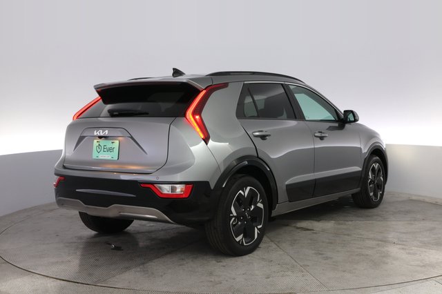 2024 Kia Niro EV — photo 2 of 20