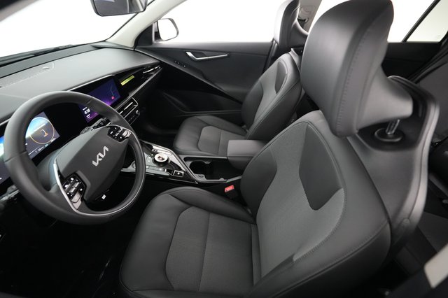 2024 Kia Niro EV — photo 3 of 20