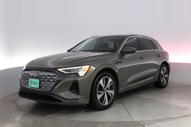 2024 Audi Q8 e-tron