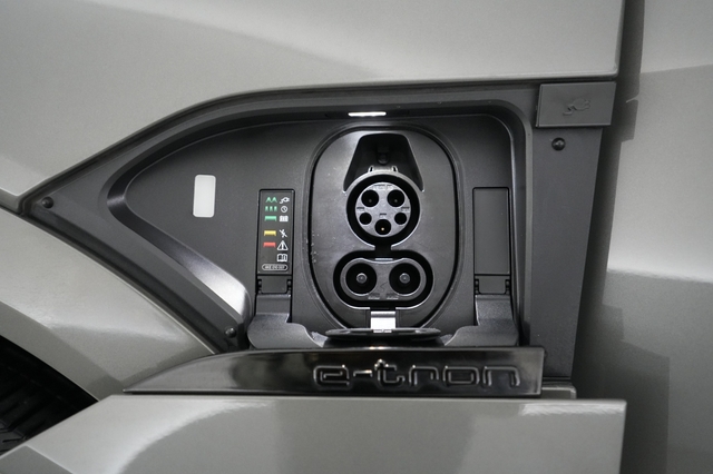 2024 Audi Q8 e-tron