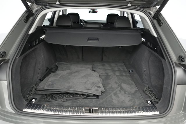2024 Audi Q8 e-tron — photo 6 of 20