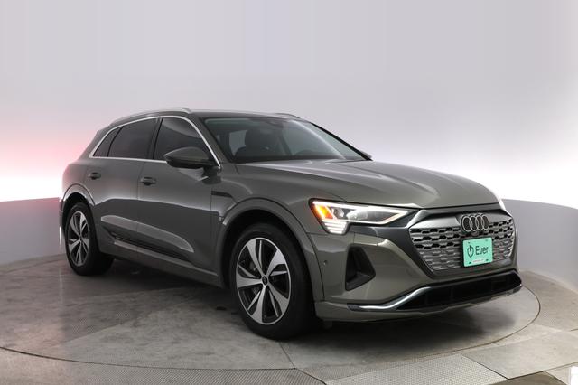 2024 Audi Q8 e-tron — photo 10 of 20