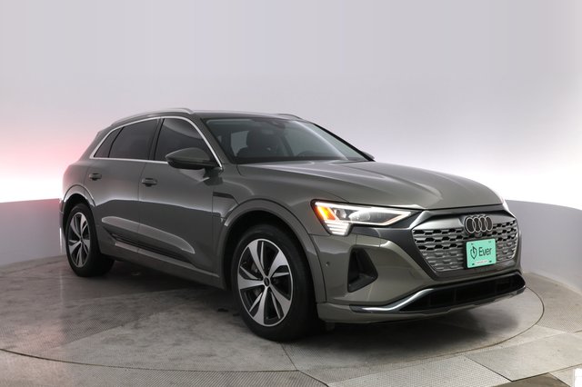 2024 Audi Q8 e-tron — photo 10 of 20