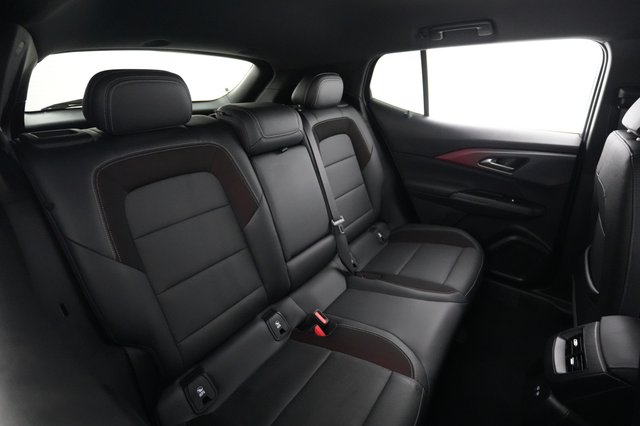 2024 Chevrolet Equinox EV — photo 4 of 20