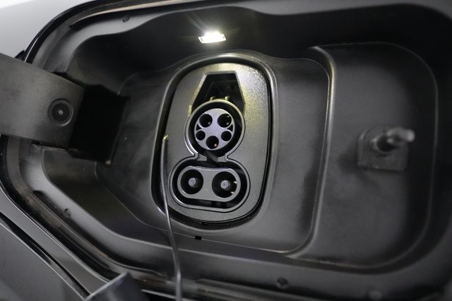 2024 Chevrolet Equinox EV — photo 8 of 20