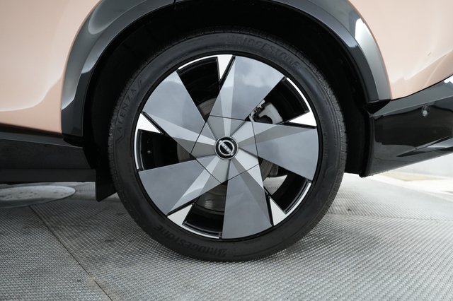 2024 Nissan Ariya — photo 17 of 20