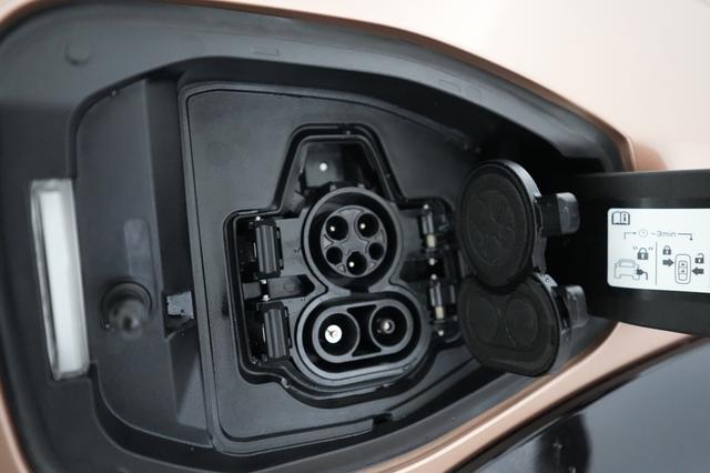 2024 Nissan Ariya — photo 8 of 20