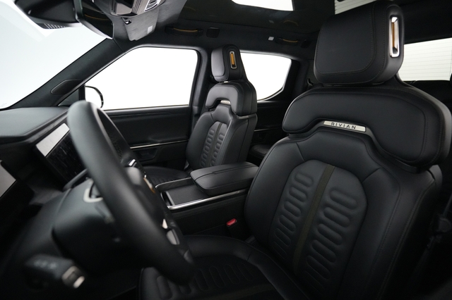 2023 Rivian R1T